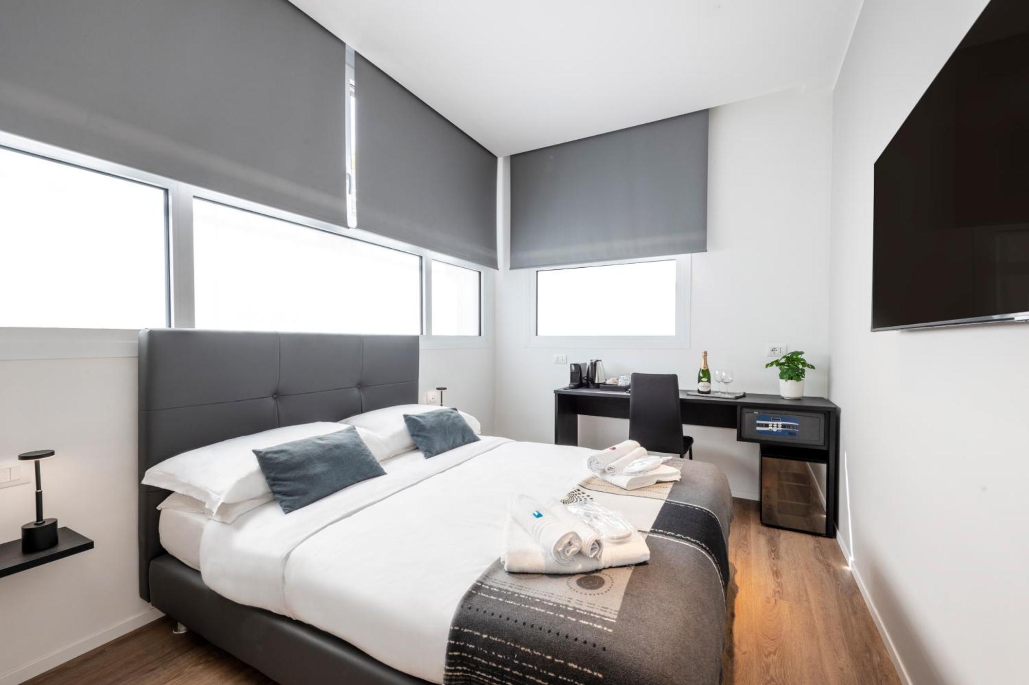 Bnbutler - Inbrera Suites - Giulianova, 1 Milano Exteriör bild