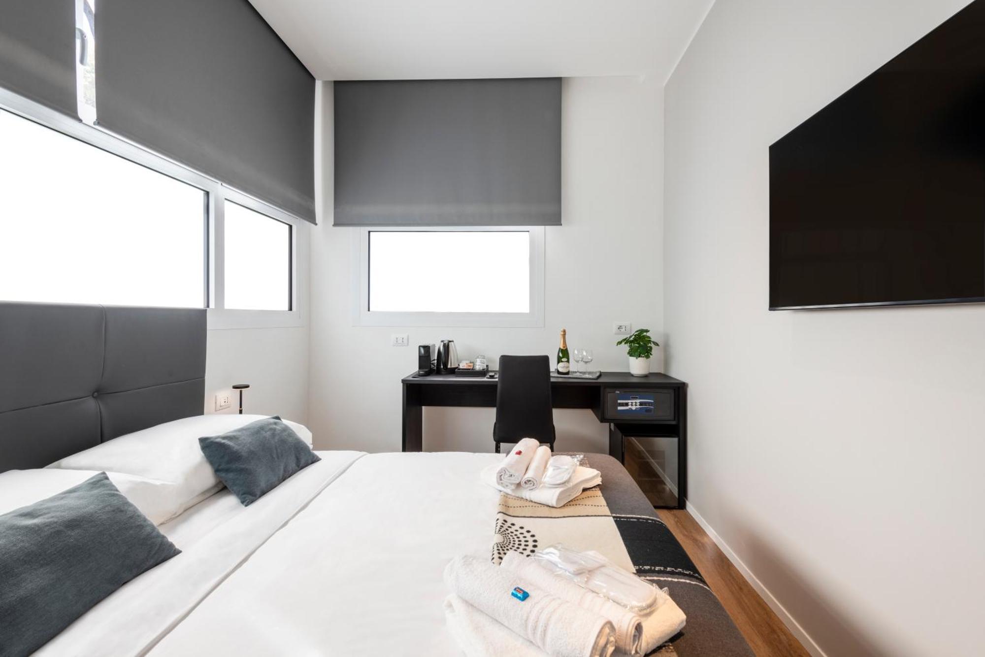 Bnbutler - Inbrera Suites - Giulianova, 1 Milano Exteriör bild