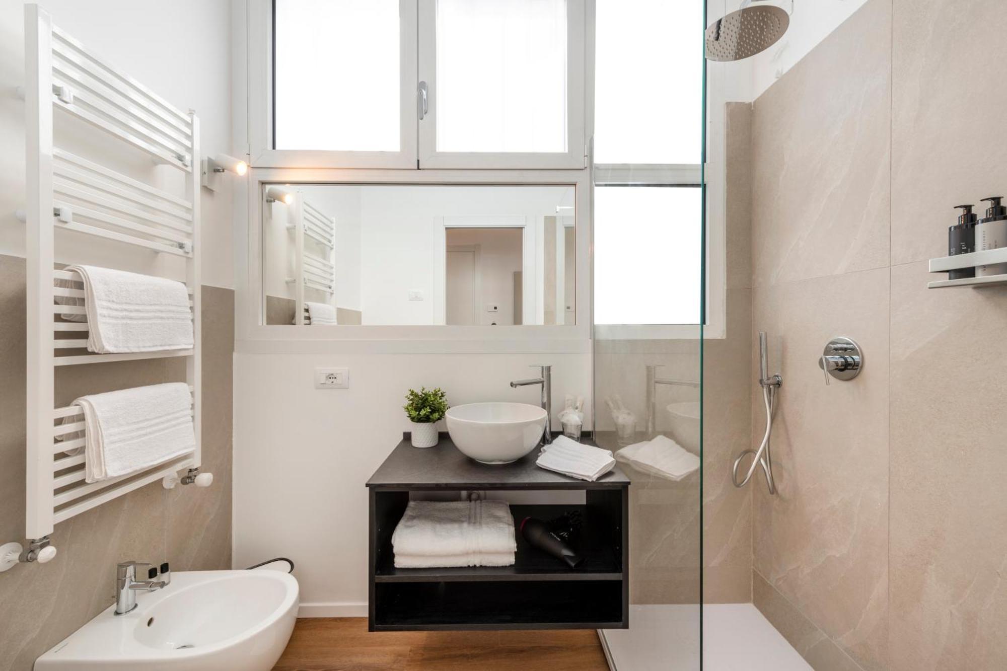 Bnbutler - Inbrera Suites - Giulianova, 1 Milano Exteriör bild