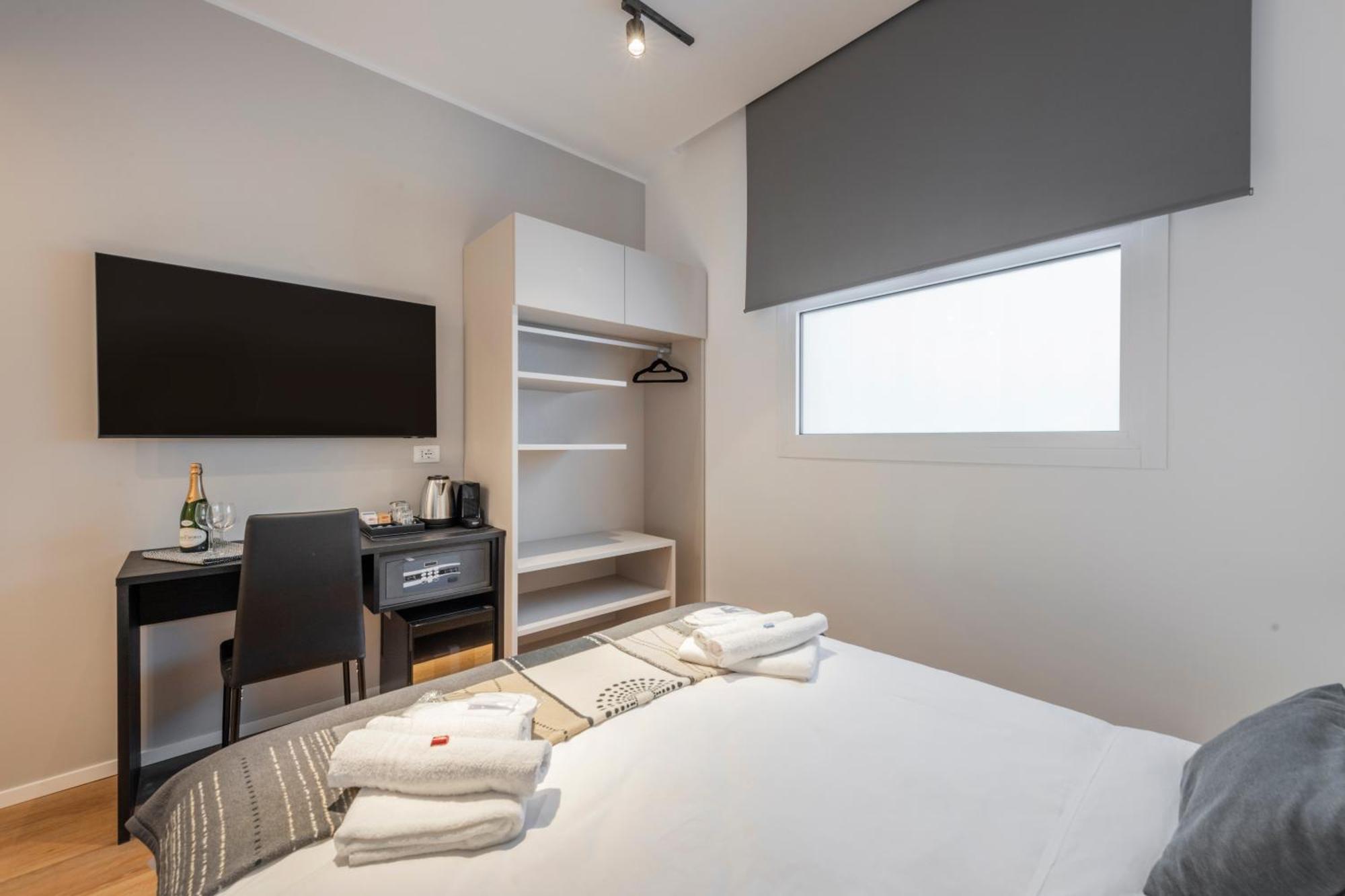 Bnbutler - Inbrera Suites - Giulianova, 1 Milano Exteriör bild