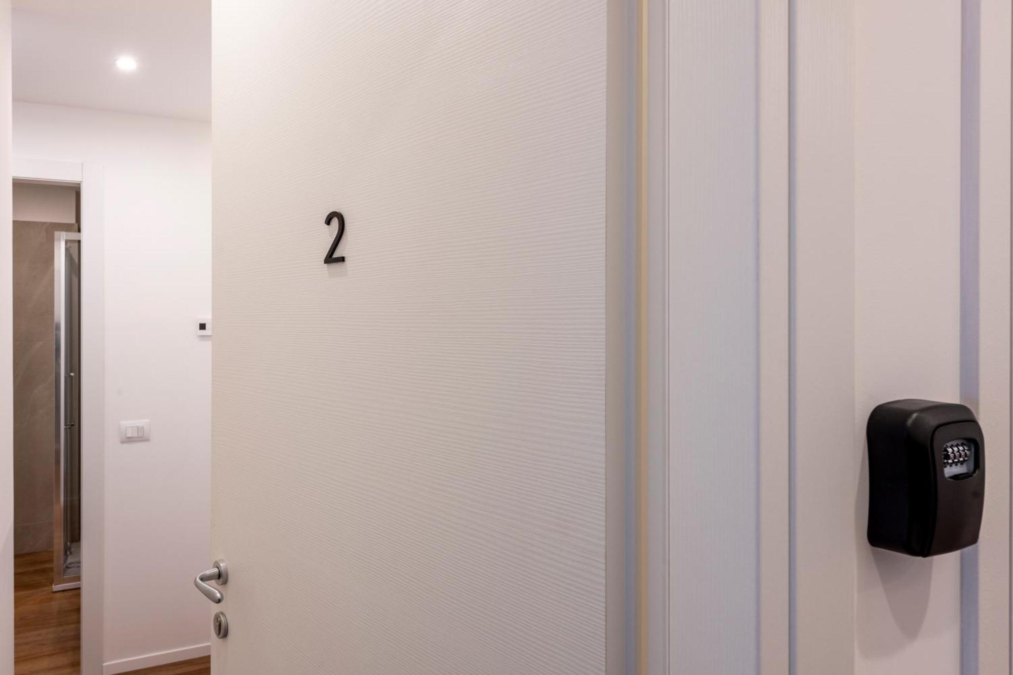 Bnbutler - Inbrera Suites - Giulianova, 1 Milano Exteriör bild