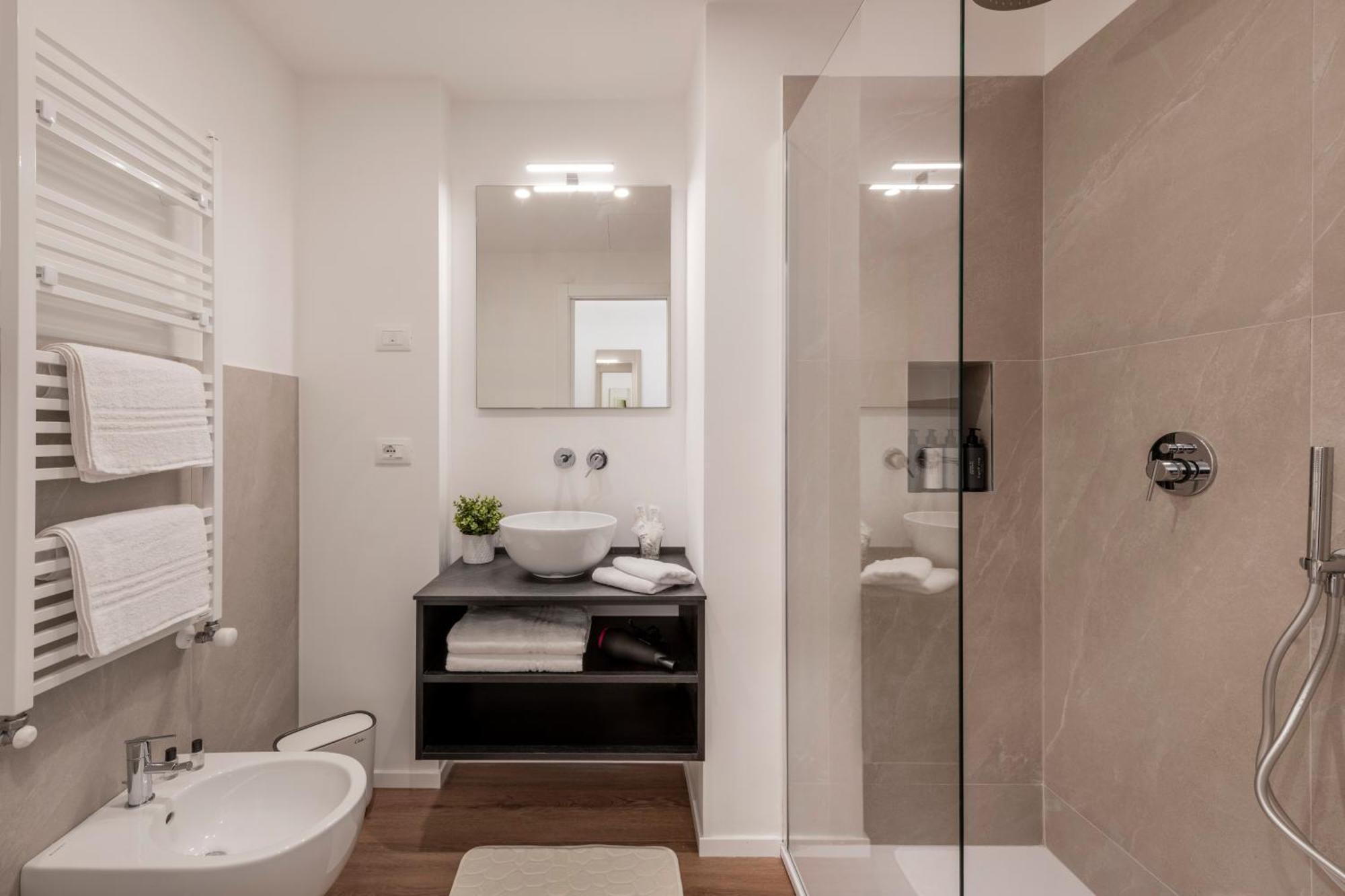 Bnbutler - Inbrera Suites - Giulianova, 1 Milano Exteriör bild