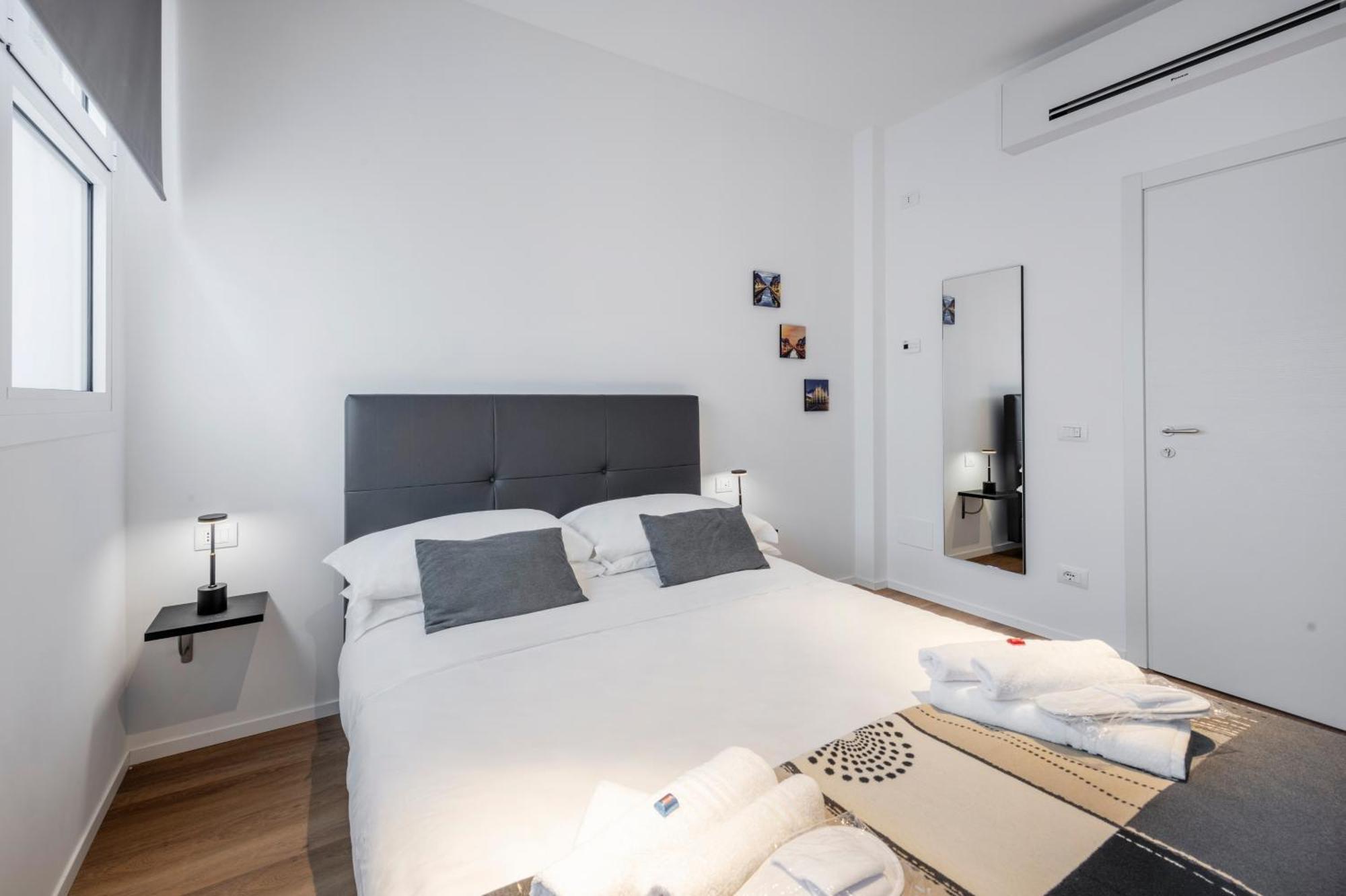 Bnbutler - Inbrera Suites - Giulianova, 1 Milano Exteriör bild