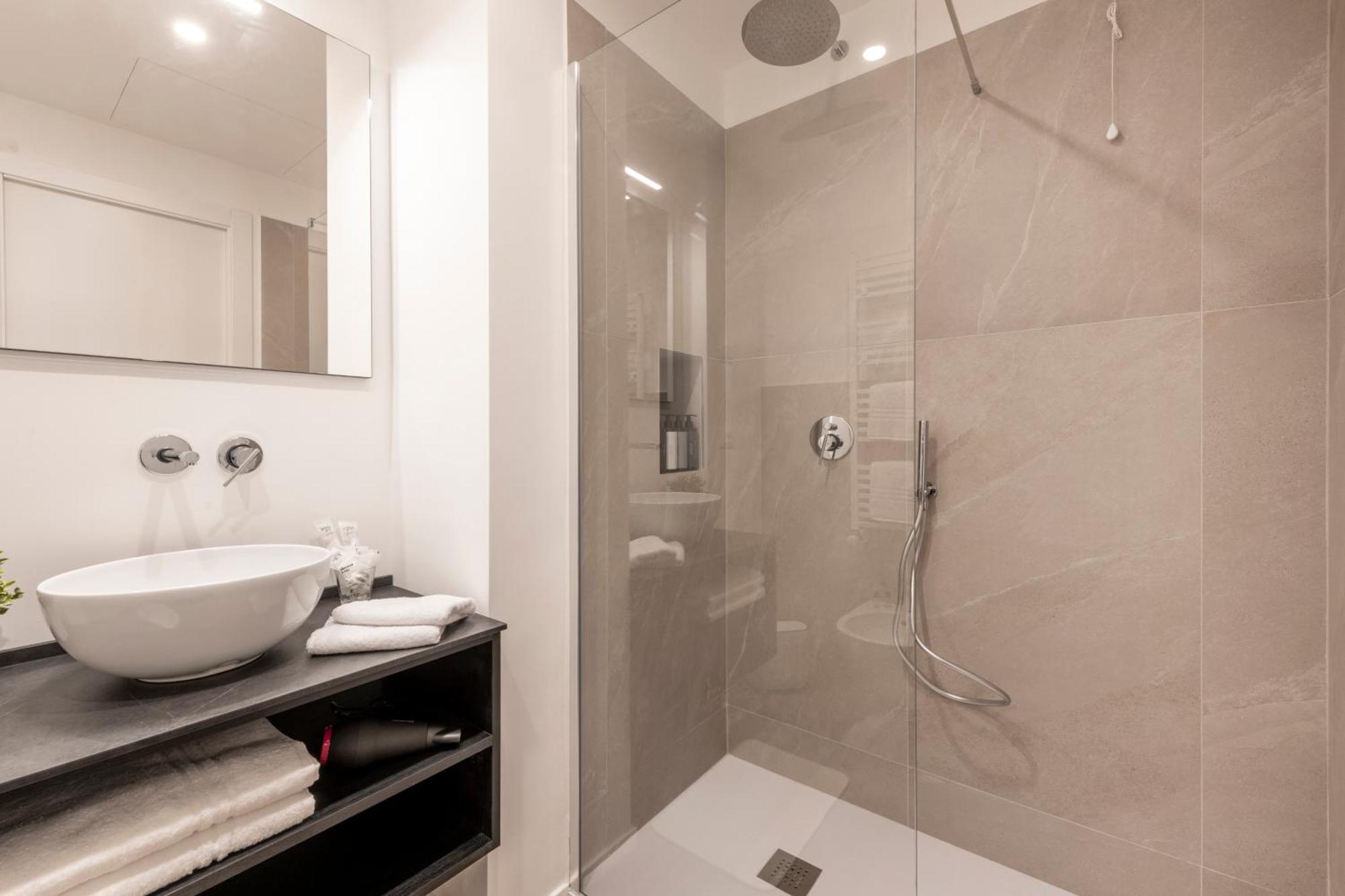 Bnbutler - Inbrera Suites - Giulianova, 1 Milano Exteriör bild